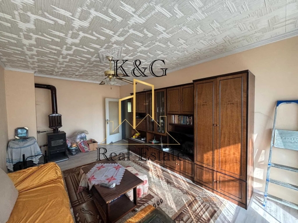 Двустаен апартамент в Разград, Орел - 64 кв.м за 957 €/кв.м - Снимка #1