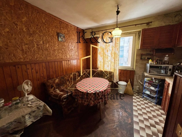 Двустаен апартамент в Разград, Орел - 72 кв.м за 886 €/кв.м - Снимка #1