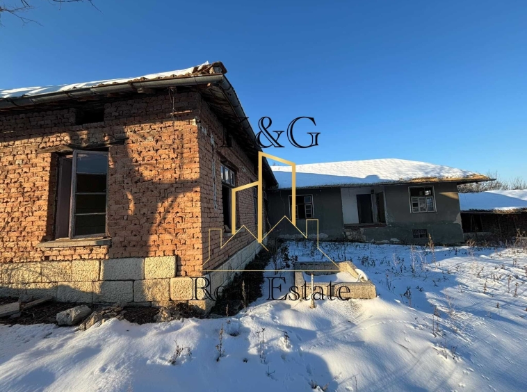 Къща в с. Балкански, Област Разград - 105 кв.м за 292 €/кв.м - Снимка #1