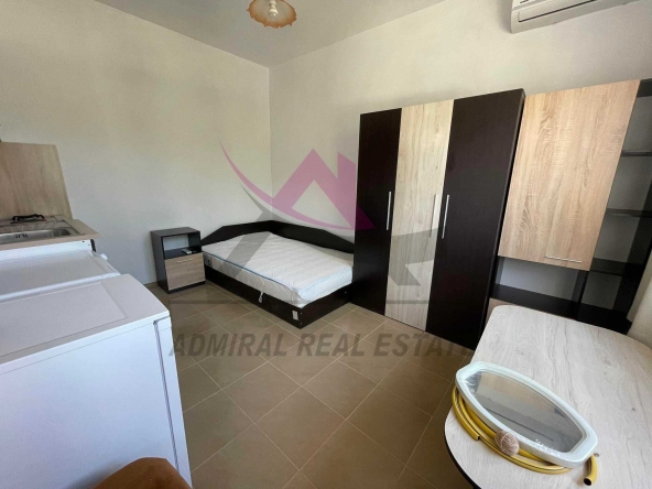 Дава се под наем Едностаен апартамент в Варна, Галата - 20 кв.м за 225 € - Снимка #1