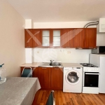 Дава се под наем Двустаен апартамент в Варна, Зимно кино Тракия - 50 кв.м за 420 € - Снимка #1