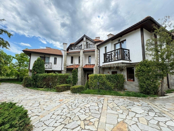 Къща в с. Кошарица, Област Бургас - 155 кв.м за 955 €/кв.м - Снимка #1