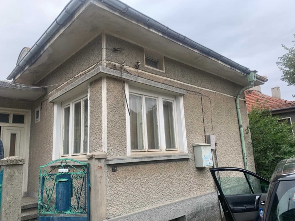 Къща в Попово - 160 кв.м за 383 €/кв.м - Снимка #1