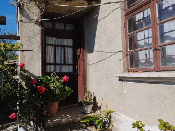 Къща в Плиска - 87 кв.м за 411 €/кв.м - Снимка #1