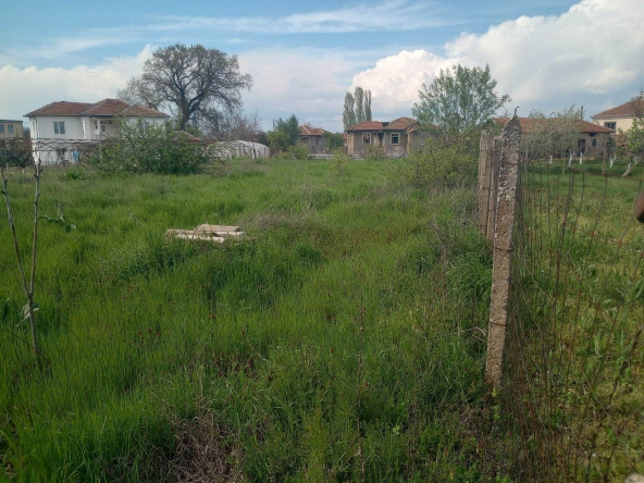 Парцел в с. Сива река, Област Хасково - 734 кв.м за 20 €/кв.м - Снимка #1