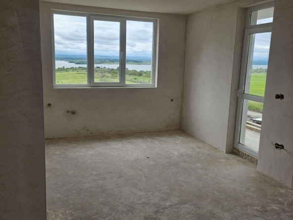 Тристаен апартамент в Бургас, Меден рудник - зона В - 96 кв.м за 1047 €/кв.м - Снимка #1