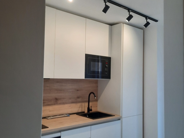 Дава се под наем Двустаен апартамент в Бургас, Сарафово - 35 кв.м за 382.5 € - Снимка #1