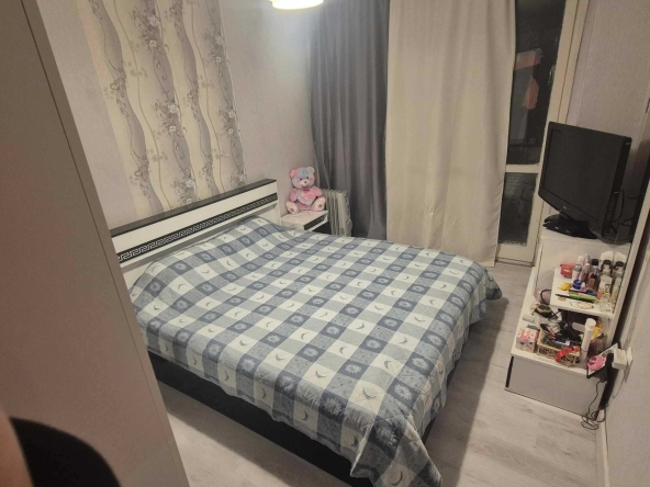 Дава се под наем Двустаен апартамент в с. Богомилово, Област Стара Загора - 50 кв.м за 298.86 € - Снимка #1