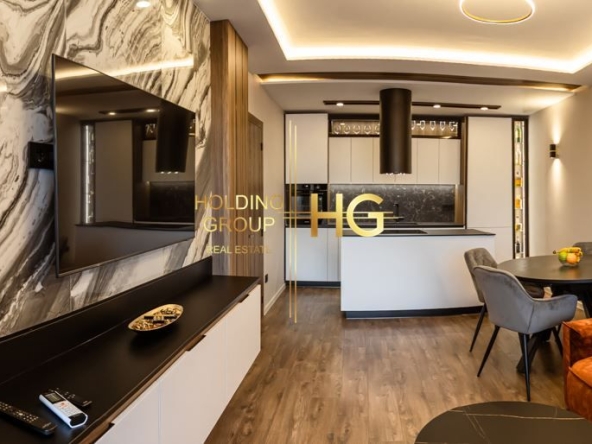 Двустаен апартамент в к.к. Св.Св. Константин и Елена - 71 кв.м за 3310 €/кв.м - Снимка #1