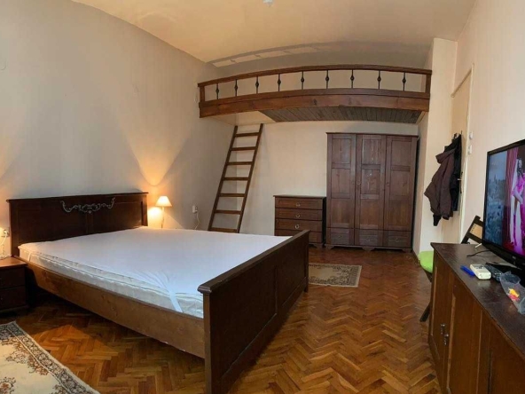 Дава се под наем Двустаен апартамент в Бургас, Братя Миладинови - 45 кв.м за 204 € - Снимка #1