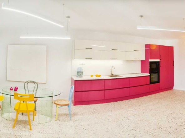 Дава се под наем Двустаен апартамент в Варна, Чаталджа - 80 кв.м за 663 € - Снимка #1