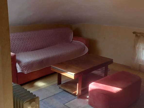 Дава се под наем Ателие в Варна, Цветен квартал - 40 кв.м за 228.99 € - Снимка #1