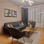 Дава се под наем Тристаен апартамент в София, Център - 76 кв.м за 850 € - Снимка #1