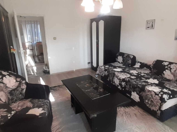 Дава се под наем Тристаен апартамент в Бургас, Сарафово - 75 кв.м за 408 € - Снимка #1