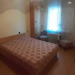 Дава се под наем Тристаен апартамент в Бургас, Лазур - 93 кв.м за 357 € - Снимка #1