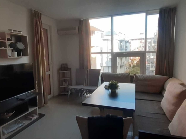 Дава се под наем Двустаен апартамент в к.к. Слънчев бряг - 60 кв.м за 331.5 € - Снимка #1