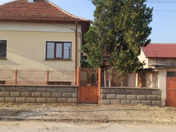 Къща в Бяла Слатина - 150 кв.м за 400 €/кв.м - Снимка #1