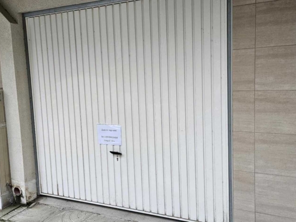 Дава се под наем Гараж / Паркомясто в Варна, Гранд Мол Варна - 17 кв.м за 129.54 € - Снимка #1