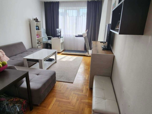 Дава се под наем Двустаен апартамент в София, Център - 75 кв.м за 509.49 € - Снимка #1