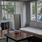 Дава се под наем Четиристаен апартамент в Търговище, Център - 90 кв.м за 142.8 € - Снимка #1