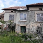 Къща в с. Макариополско, Област Търговище - 120 кв.м за 285 €/кв.м - Снимка #1