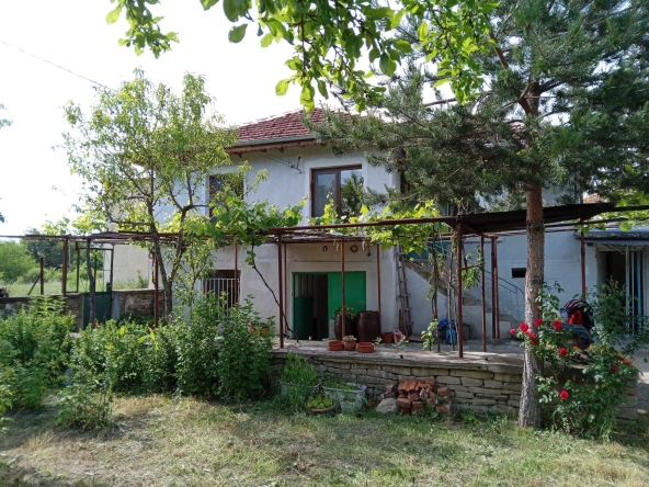 Къща в с. Бероново, Област Бургас - 142 кв.м за 198 €/кв.м - Снимка #1