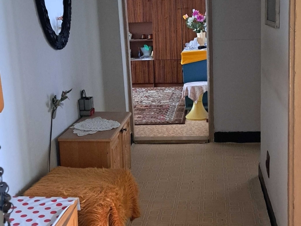 Двустаен апартамент в Нова Загора - 65 кв.м за 824 €/кв.м - Снимка #1