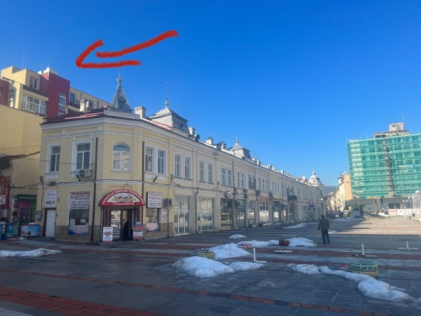 Двустаен апартамент в Шумен, Център - 77 кв.м за 1722 €/кв.м - Снимка #1