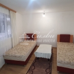 Дава се под наем Етаж от къща в Шумен, Куршум чешма - 25 кв.м за 153 € - Снимка #1