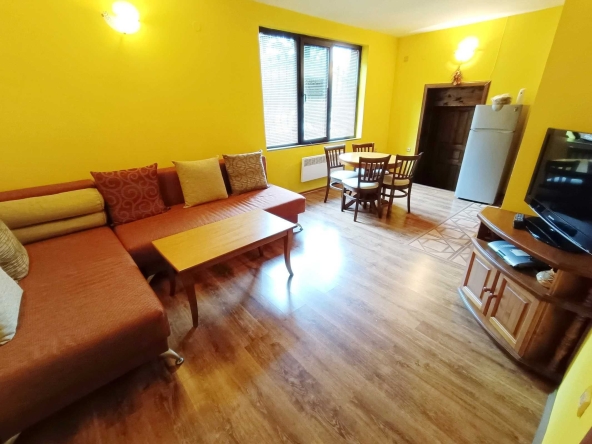 Тристаен апартамент в Велинград - 105 кв.м за 896 €/кв.м - Снимка #1