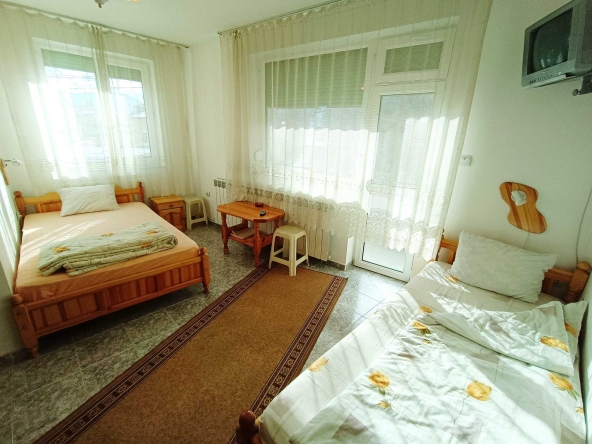 Четиристаен апартамент в Велинград - 170 кв.м за 375 €/кв.м - Снимка #1