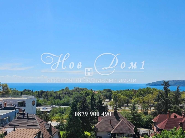 Четиристаен апартамент в Варна, Бриз - 225 кв.м за 2222 €/кв.м - Снимка #1