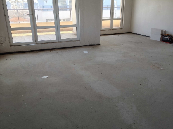 Четиристаен апартамент в София, Хаджи Димитър - 235 кв.м за 1915 €/кв.м - Снимка #1