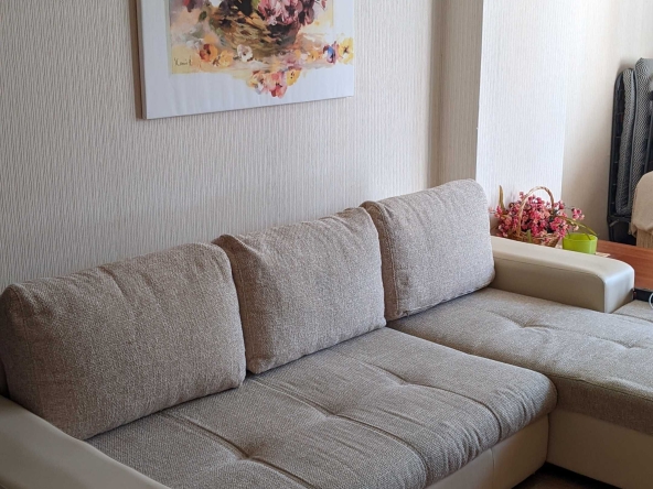 Дава се под наем Двустаен апартамент в к.к. Златни пясъци - 40 кв.м за 357 € - Снимка #1