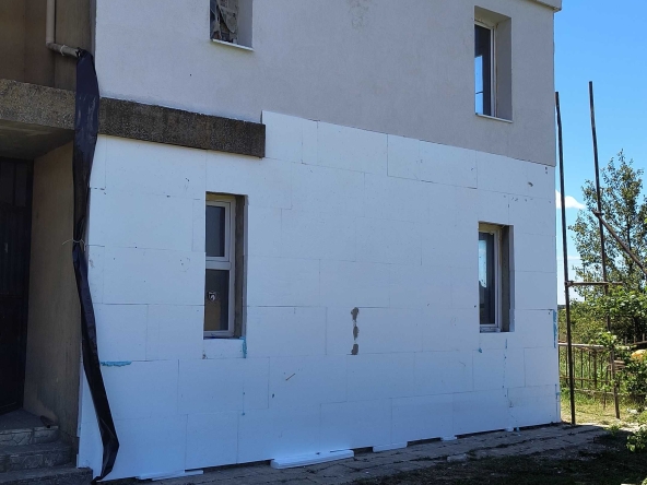 Четиристаен апартамент в с. Стражица, Област Добрич - 125 кв.м за 196 €/кв.м - Снимка #1