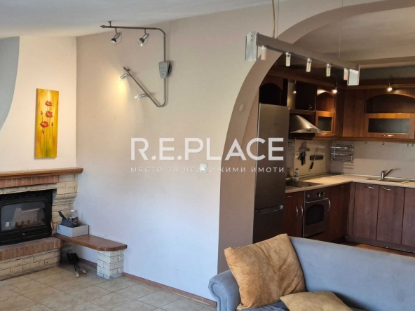 Дава се под наем Двустаен апартамент в Варна, Гръцка махала - 85 кв.м за 400 € - Снимка #1