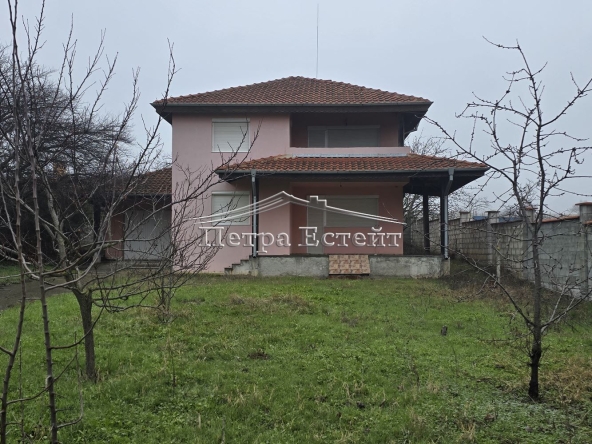 Къща в с. Здравец, Област Варна - 192 кв.м за 718 €/кв.м - Снимка #1