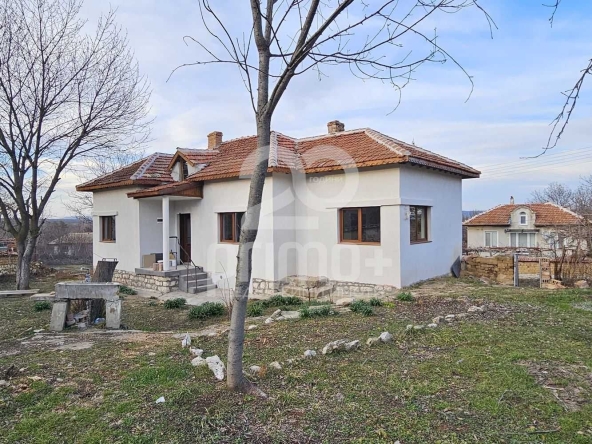 Къща в с. Русаля, Област Велико Търново - 80 кв.м за 838 €/кв.м - Снимка #1