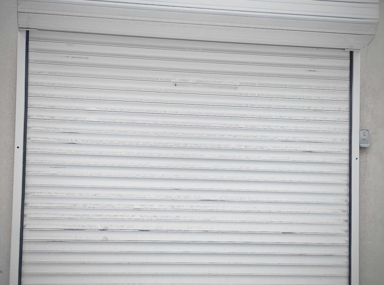 Дава се под наем Гараж / Паркомясто в Варна, Център - 18 кв.м за 149.43 € - Снимка #1