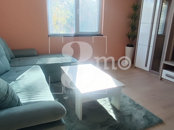 Дава се под наем Къща в София, Филиповци - 70 кв.м за 800 € - Снимка #1