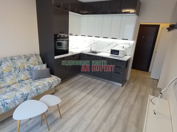 Дава се под наем Едностаен апартамент в Варна, Левски - 35 кв.м за 378.93 € - Снимка #1