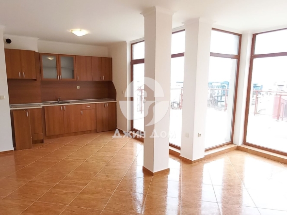 Тристаен апартамент в Свети Влас - 140 кв.м за 1203 €/кв.м - Снимка #1