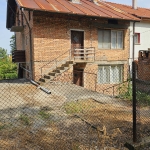 Къща в с. Цар Калоян, Област Пловдив - 210 кв.м за 715 €/кв.м - Снимка #1