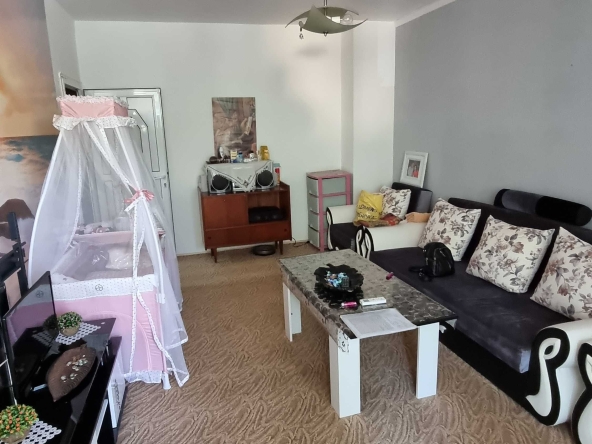 Двустаен апартамент в Разград, Орел - 68 кв.м за 1050 €/кв.м - Снимка #1