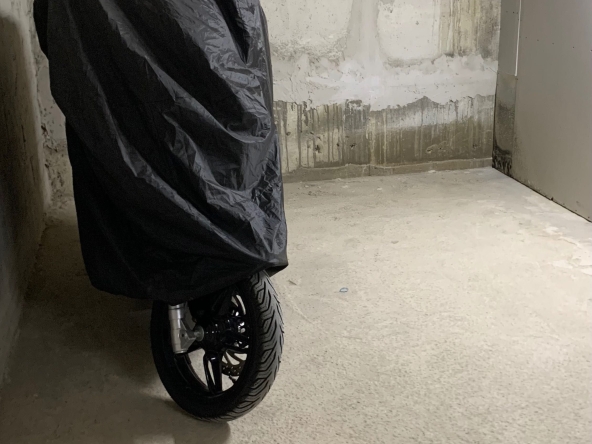 Дава се под наем Гараж / Паркомясто в Варна, Възраждане 2 - 10 кв.м за 35.7 € - Снимка #1