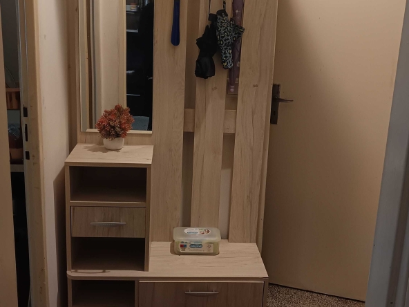 Дава се под наем Двустаен апартамент в Габрово, Трендафил 2 - 42 кв.м за 204 € - Снимка #1