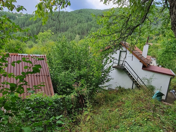 Къща в София, Център - 70 кв.м за 929 €/кв.м - Снимка #1