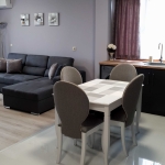 Дава се под наем Двустаен апартамент в Варна, Базар Левски - 72 кв.м за 130000 € - Снимка #1