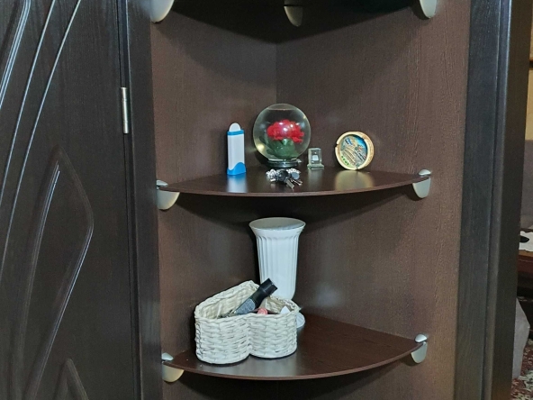 Тристаен апартамент в Асеновград - 105 кв.м за 981 €/кв.м - Снимка #1