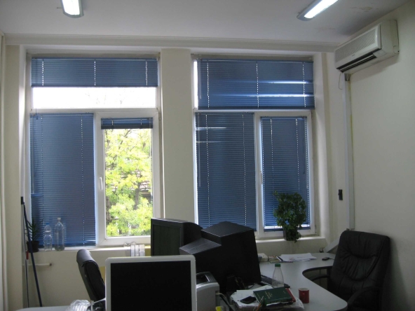 Дава се под наем Офис в София, Център - 23 кв.м за 184.11 € - Снимка #1